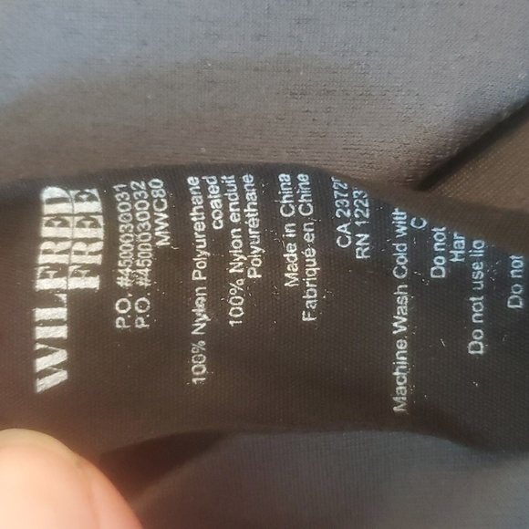 Aritzia Wilfred Free Faux Leather Leggings Size Medium - Picture 5 of 6